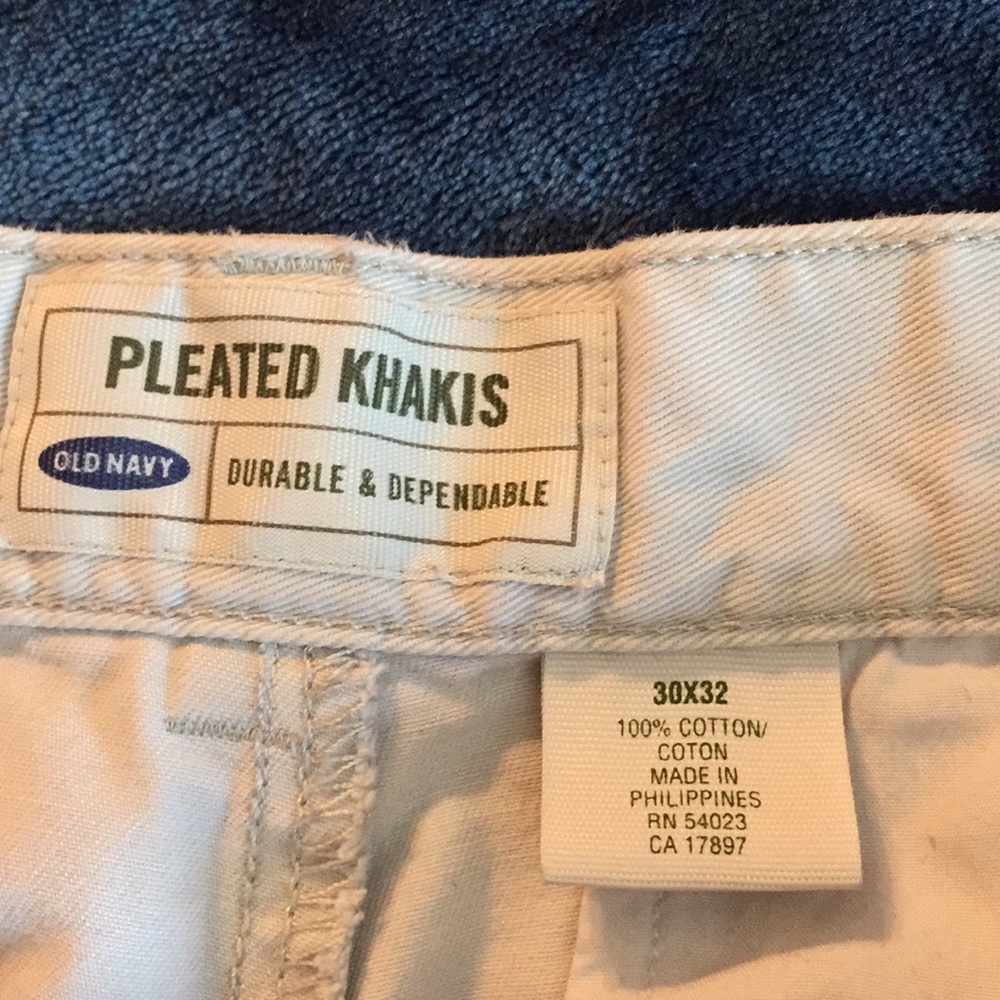 Old Navy Khaki 100% Cotton Trousers - Picture 4 of 5